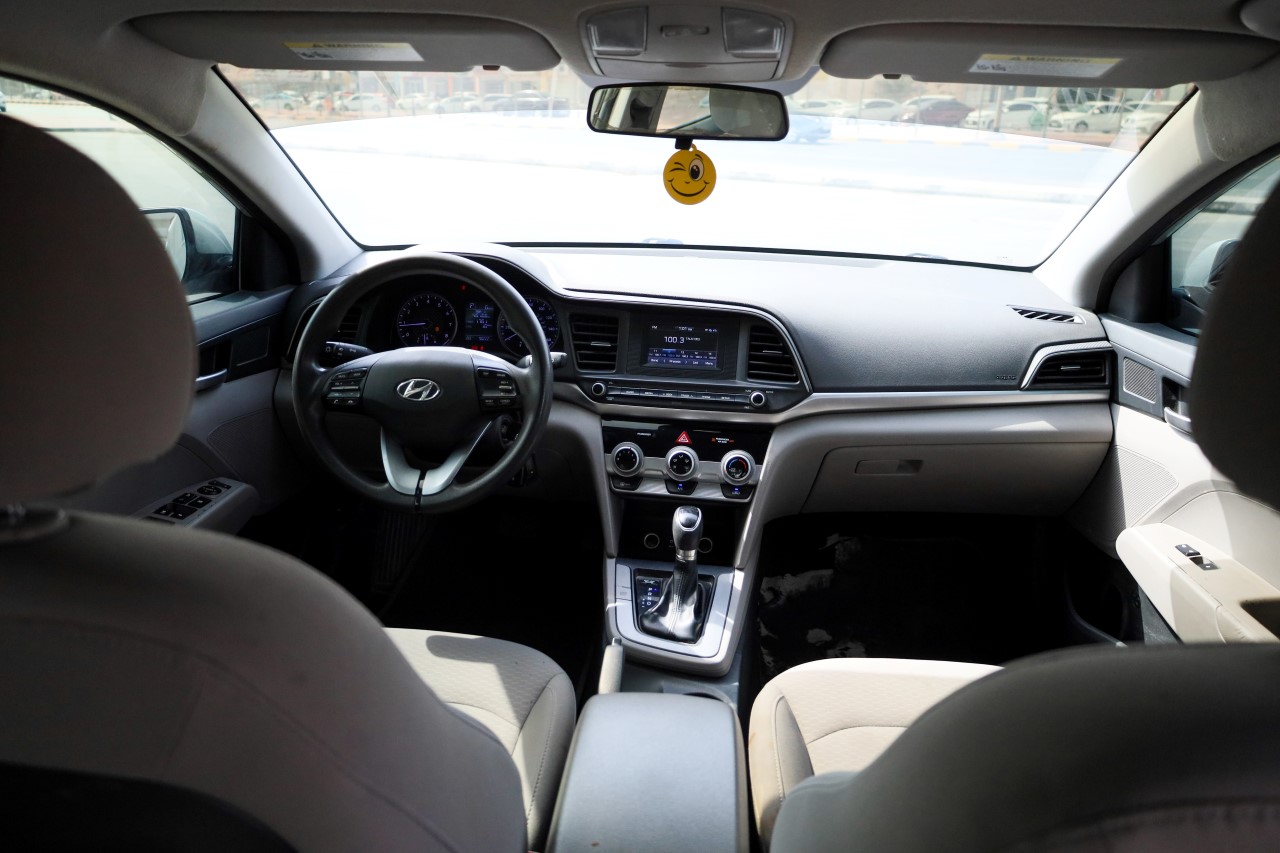 Hyundai Elantra 2019